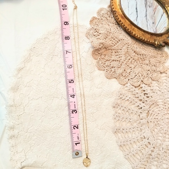 Friendly Little Alien Gold Necklace - Picture 3 of 3